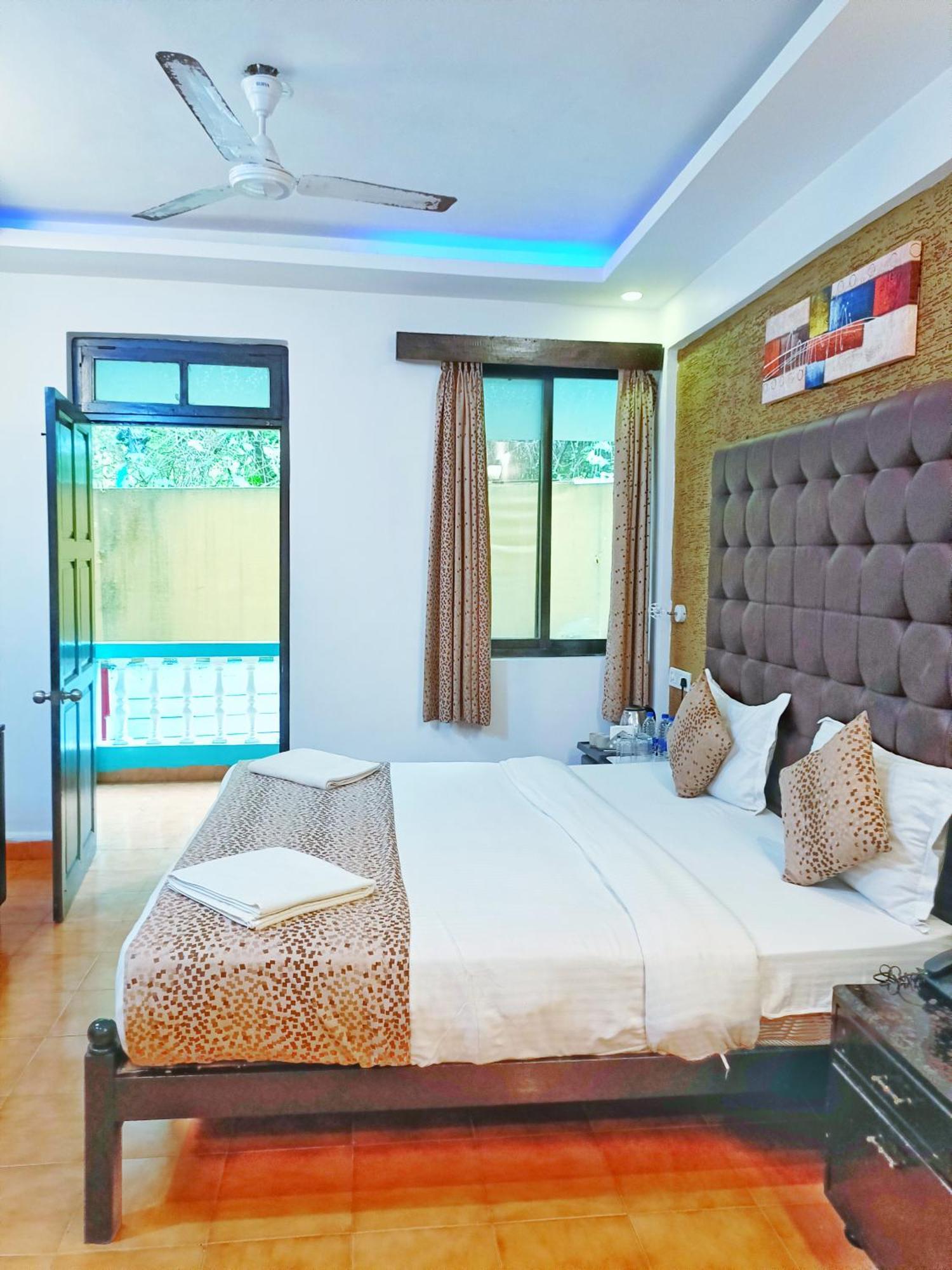 Fusion Resorts Candolim Exterior photo